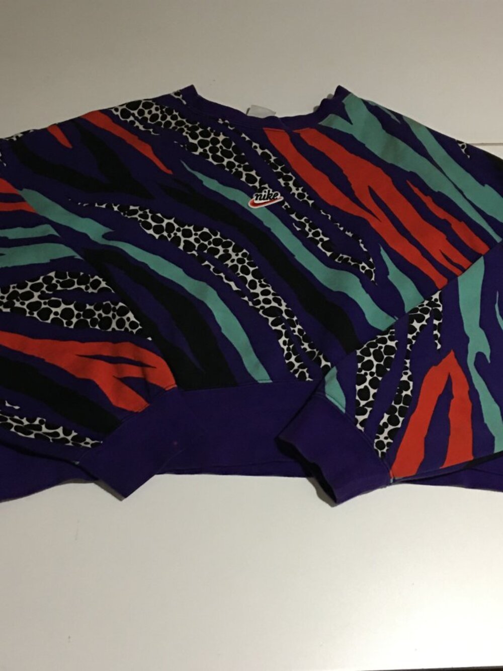 NIKE Womens Oversized Cropped Crewneck Sweatshirt Size Medium